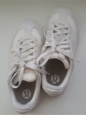 Lululemon Womens Cityverse Sneaker
White / White / White